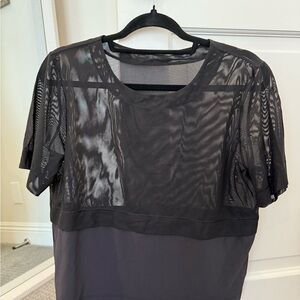 lululemon athletica Black Short Sleeve Tee